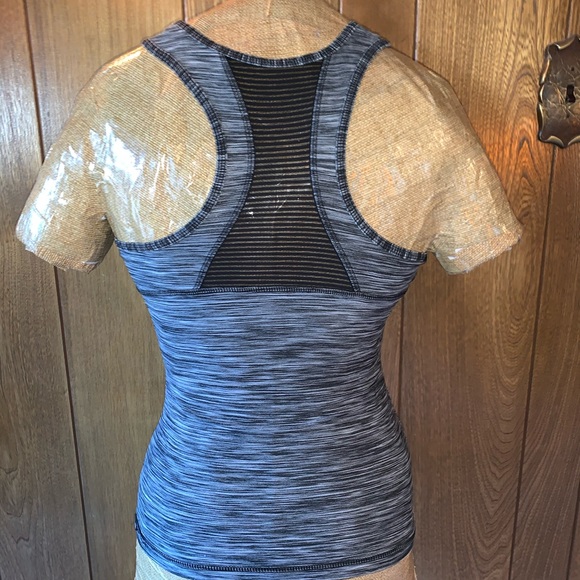 Danskin Now Fitted Active Tank Top - Picture 3 of 3